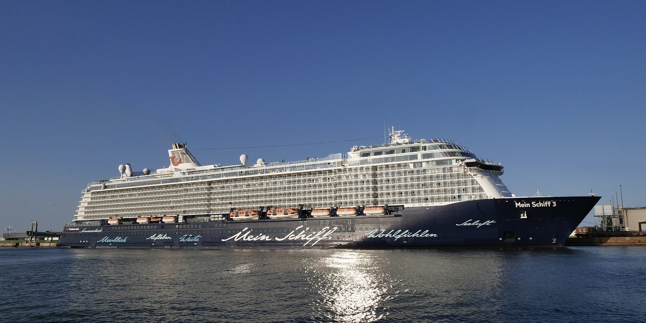 Barbara Schöneberger An Bord Der Mein Schiff 3 Von Tui