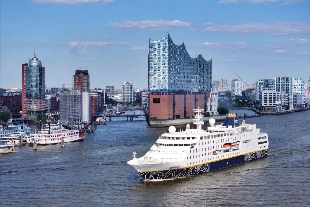 MS Hamburg Kreuzfahrtschiff